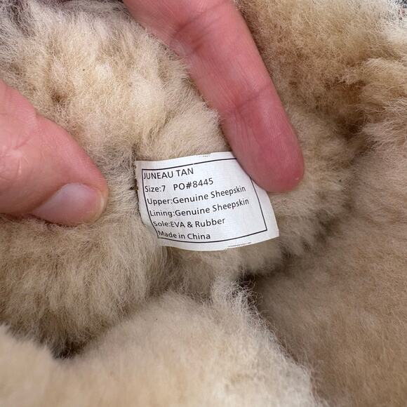 Abeo Lite Juneau Tan Sheepskin Shearling Lined Toggle Boots Size 7 Rubber Sole - Picture 7 of 8